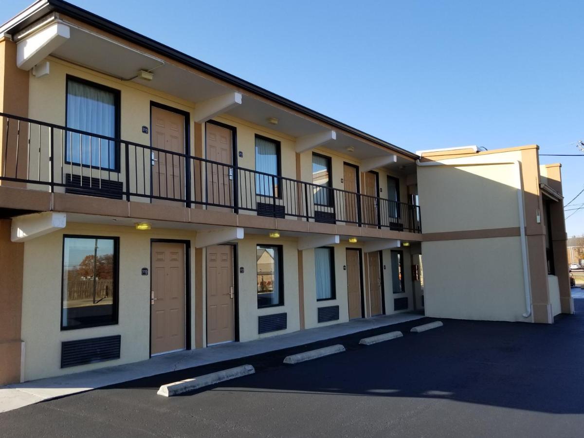 Drakes Creek Inn - Formerly The Relax Inn Hendersonville Exterior foto